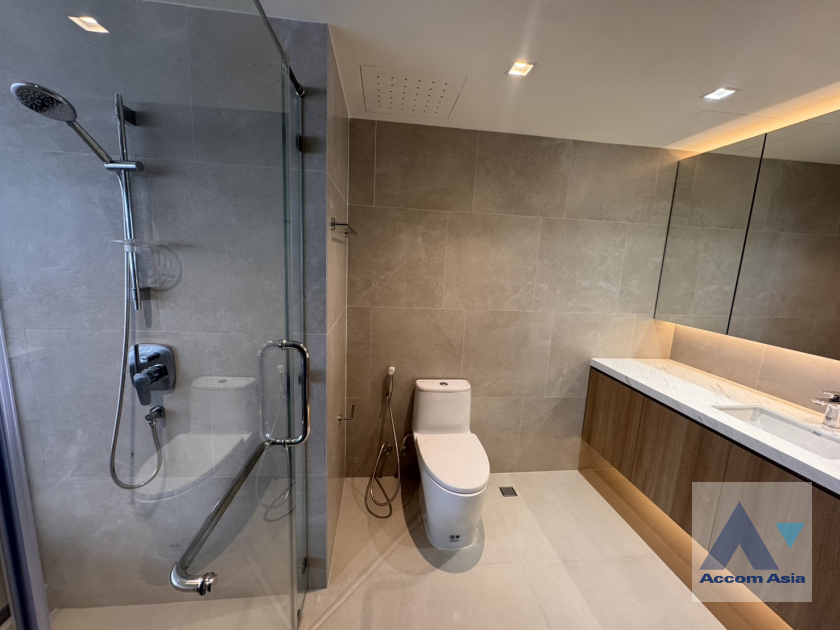 8  1 br Condominium for rent and sale in Sukhumvit ,Bangkok MRT Sukhumvit - BTS Asok at Lake Avenue AA45942