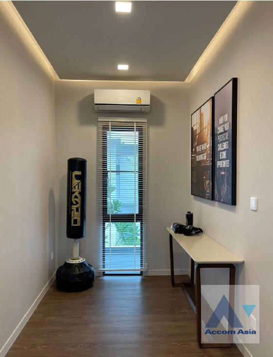 8  4 br House For Rent in Samutprakan ,Samutprakan  at MANTANA Bangna km 15 AA45943