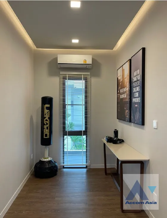 8  4 br House For Rent in Samutprakan ,Samutprakan  at MANTANA Bangna km 15 AA45943