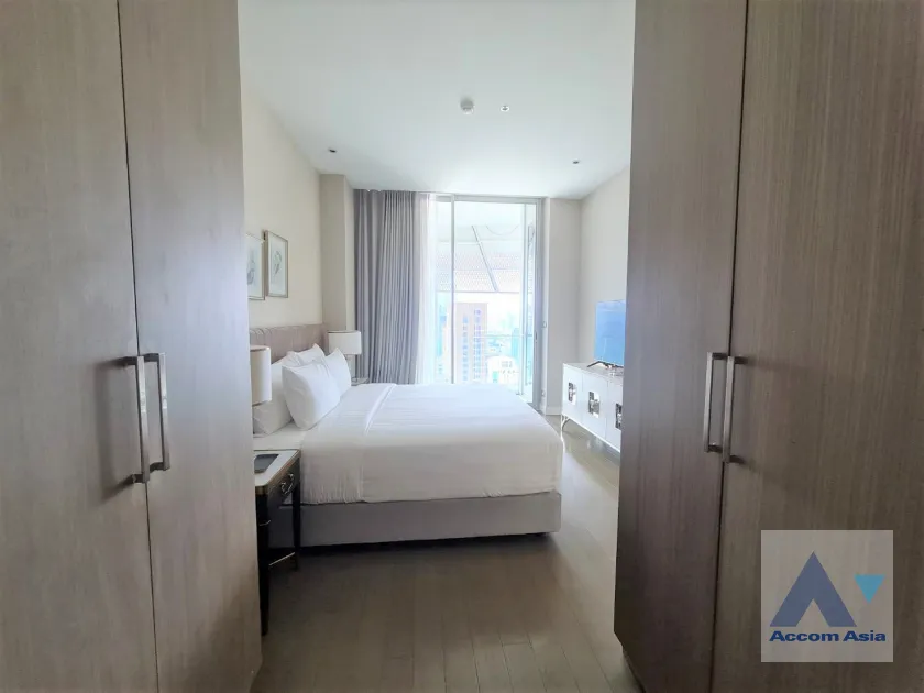 6  2 br Apartment for rent and sale in Ploenchit ,Bangkok BTS Ratchadamri at Luxury Service Residence AA45949