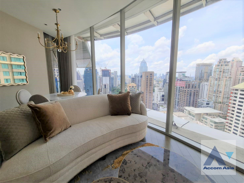  1  2 br Condominium For Rent in Ploenchit ,Bangkok BTS Ratchadamri at Magnolias Ratchadamri Boulevard AA45949