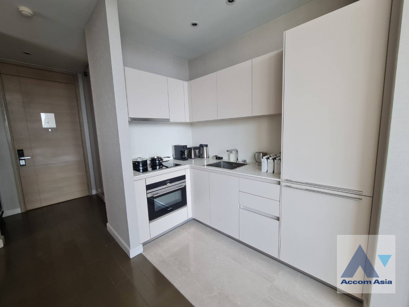 5  2 br Condominium For Rent in Ploenchit ,Bangkok BTS Ratchadamri at Magnolias Ratchadamri Boulevard AA45949