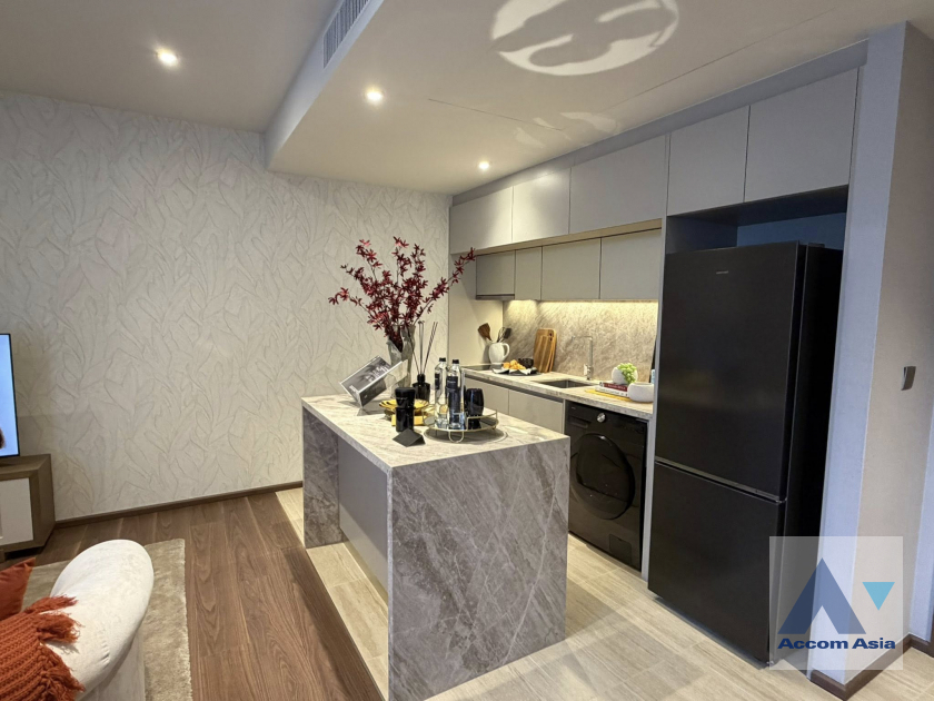  1  1 br Condominium For Sale in Sukhumvit ,Bangkok BTS Ekkamai at Via 61 AA45956