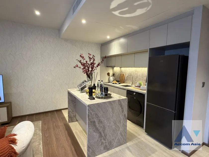  1  1 br Condominium For Sale in Sukhumvit ,Bangkok BTS Ekkamai at Via 61 AA45956
