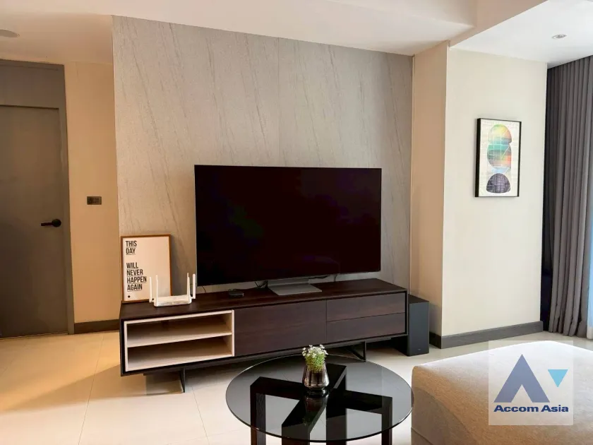  1  1 br Condominium For Rent in Ploenchit ,Bangkok BTS Ratchadamri at The Rajdamri AA45960