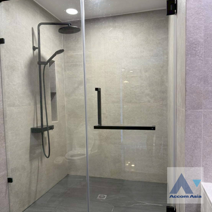 9  1 br Condominium For Rent in Ploenchit ,Bangkok BTS Ratchadamri at The Rajdamri AA45960