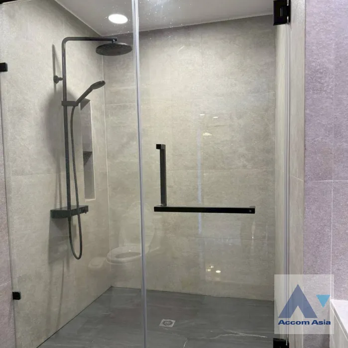 9  1 br Condominium For Rent in Ploenchit ,Bangkok BTS Ratchadamri at The Rajdamri AA45960