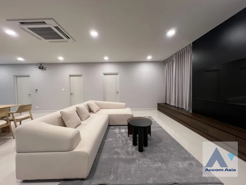 5  4 br House for rent and sale in Samutprakan ,Samutprakan  at Centro Bangna AA45964