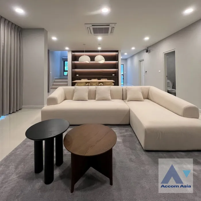 6  4 br House for rent and sale in Samutprakan ,Samutprakan  at Centro Bangna AA45964