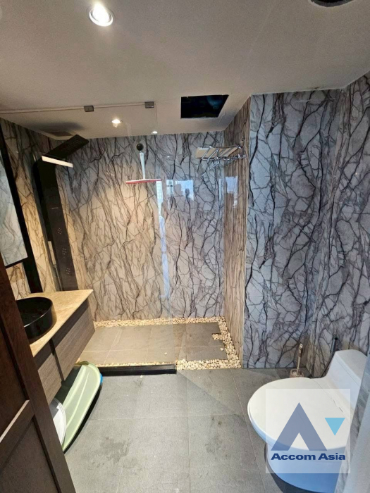 7  1 br Condominium For Sale in Sukhumvit ,Bangkok BTS Nana at Sukhumvit Suite AA45967