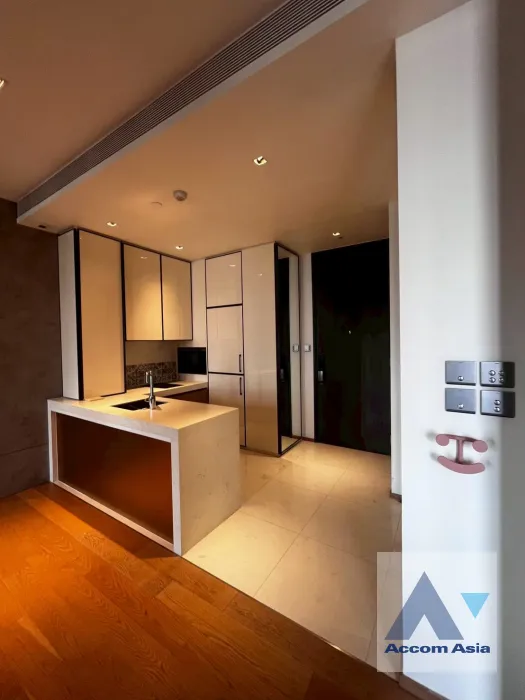 unit 1 Bedroom  Condominium For Rent & Sale in Sukhumvit, Bangkok  near BTS Thong Lo (AA45970)