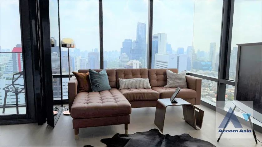 unit 1 Bedroom  Condominium For Rent in Silom, Bangkok  near BTS Chong Nonsi (AA45975)