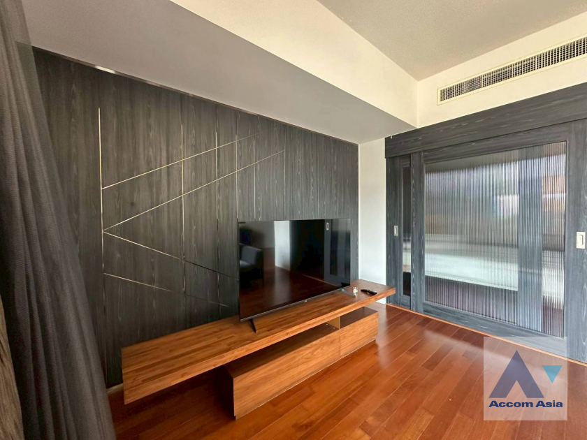 9  1 br Condominium For Rent in Ploenchit ,Bangkok BTS Ratchadamri at Hansar Residence AA45977