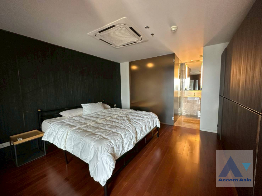 13  1 br Condominium For Rent in Ploenchit ,Bangkok BTS Ratchadamri at Hansar Residence AA45977