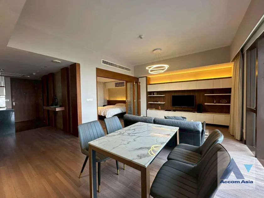 7  1 br Condominium For Rent in Ploenchit ,Bangkok BTS Ratchadamri at Hansar Residence AA45981