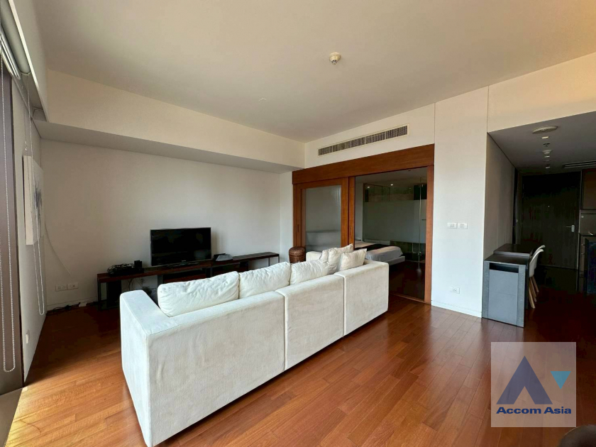 5  1 br Condominium For Rent in Ploenchit ,Bangkok  at Hansar Residence AA45982