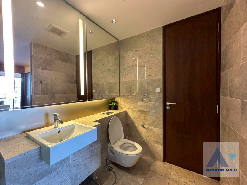 18  1 br Condominium For Rent in Ploenchit ,Bangkok  at Hansar Residence AA45982