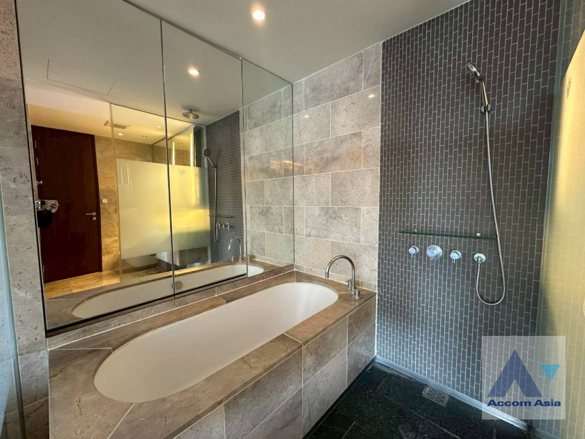 20  1 br Condominium For Rent in Ploenchit ,Bangkok  at Hansar Residence AA45982