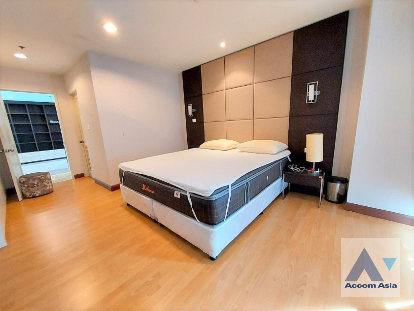 9  2 br Condominium For Sale in Sukhumvit ,Bangkok BTS Phrom Phong at Serene Place AA45983