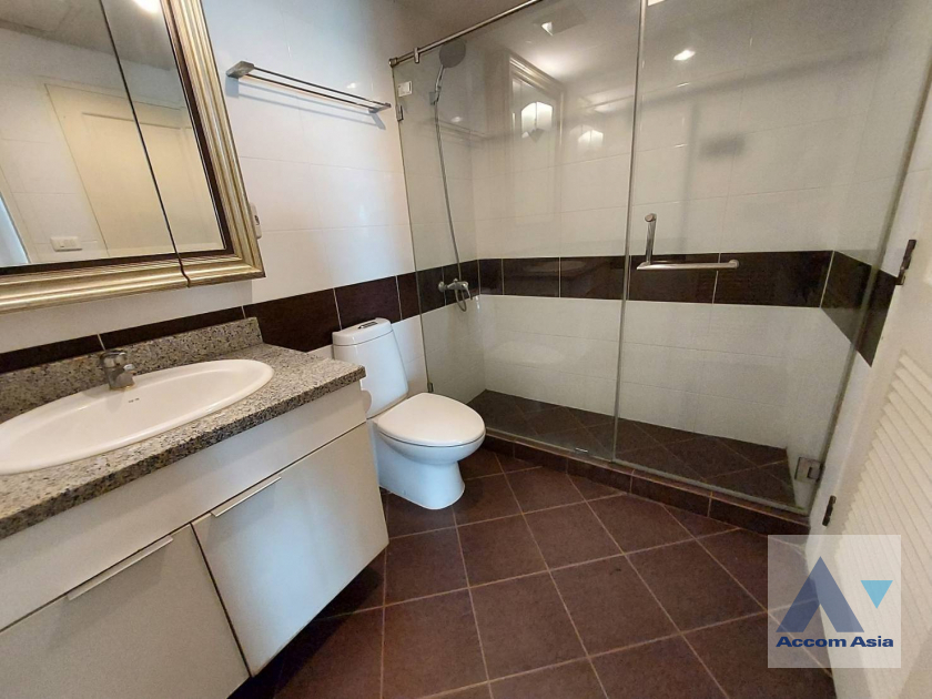 11  2 br Condominium For Sale in Sukhumvit ,Bangkok BTS Phrom Phong at Serene Place AA45983