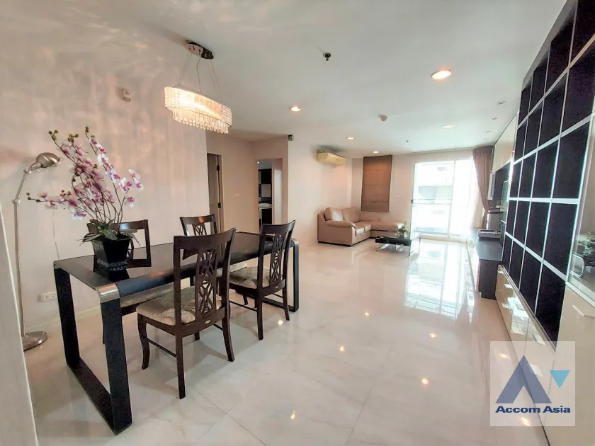 unit 2 Bedrooms  Condominium For Sale in Sukhumvit, Bangkok  near BTS Phrom Phong (AA45983)