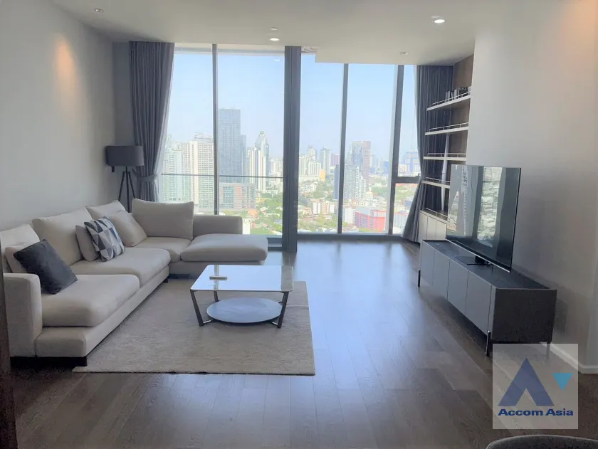 unit 2 Bedrooms  Condominium For Rent in Sukhumvit, Bangkok  near BTS Phrom Phong (AA45984)
