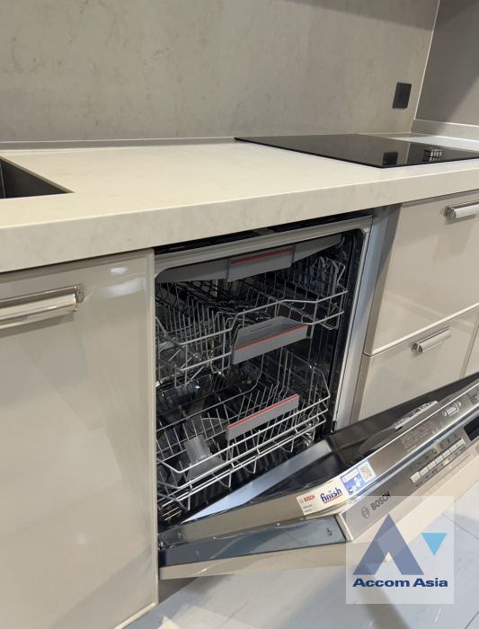 9  2 br Condominium For Rent in Sukhumvit ,Bangkok BTS Phrom Phong at KRAAM Sukhumvit 26 AA45984