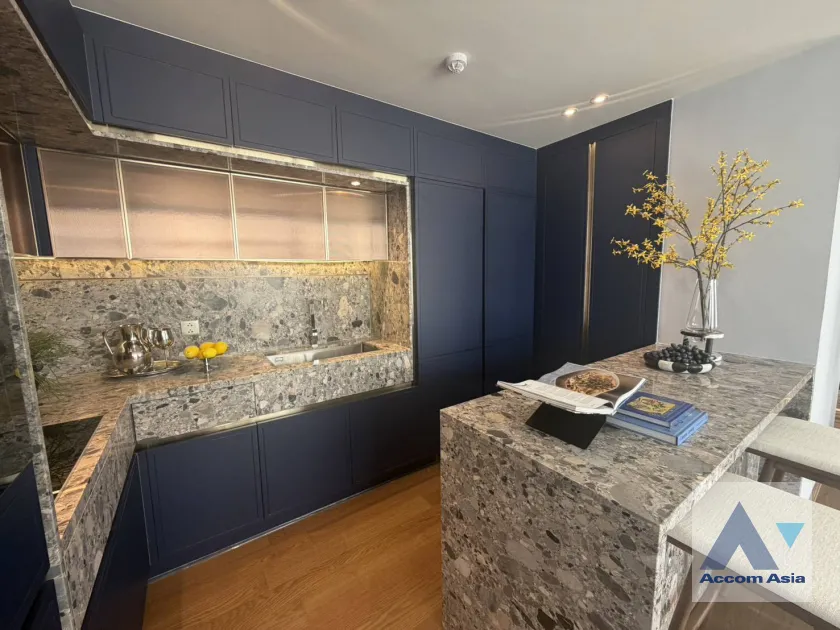 5  3 br Condominium for rent and sale in Sukhumvit ,Bangkok BTS Thong Lo at Via 34 AA45985