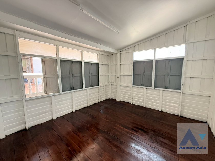 11  6 br House For Rent in Sukhumvit ,Bangkok MRT Queen Sirikit National Convention Center AA45986