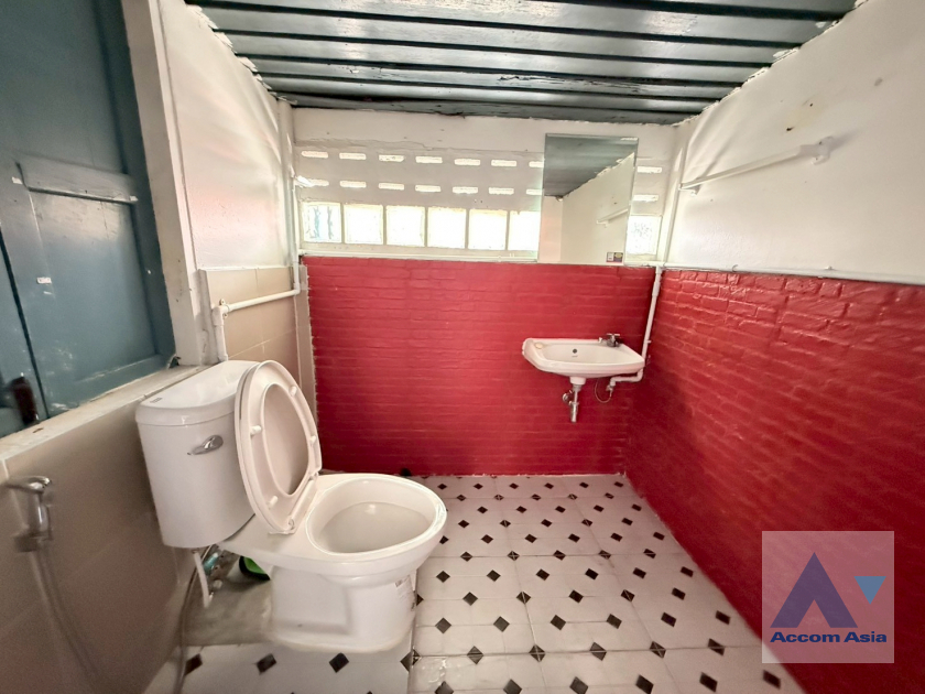 20  6 br House For Rent in Sukhumvit ,Bangkok MRT Queen Sirikit National Convention Center AA45986