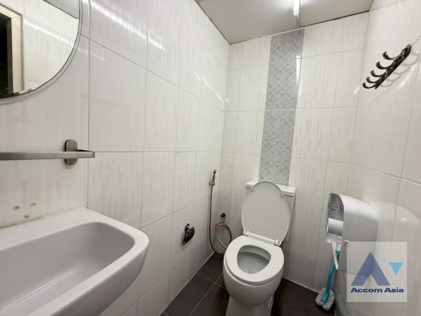 22  6 br House For Rent in Sukhumvit ,Bangkok MRT Queen Sirikit National Convention Center AA45986