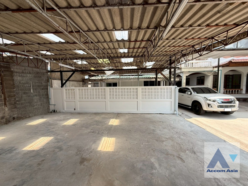 34  6 br House For Rent in Sukhumvit ,Bangkok MRT Queen Sirikit National Convention Center AA45986