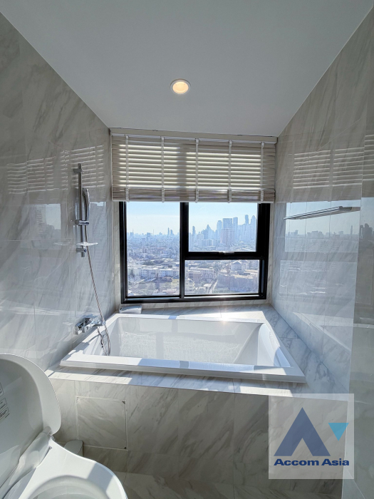 10  2 br Condominium For Sale in Sukhumvit ,Bangkok MRT Khlong Toei at COCO Parc AA45987