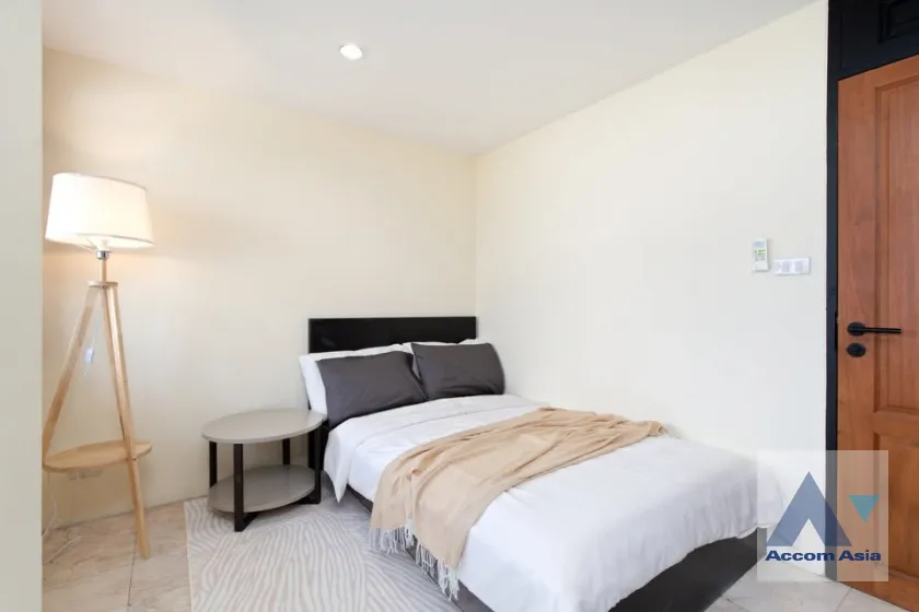 10  3 br Condominium For Rent in Sukhumvit ,Bangkok BTS Asok - MRT Sukhumvit at Ruamjai Heights AA45989