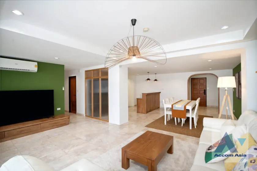  1  3 br Condominium For Rent in Sukhumvit ,Bangkok BTS Asok - MRT Sukhumvit at Ruamjai Heights AA45989