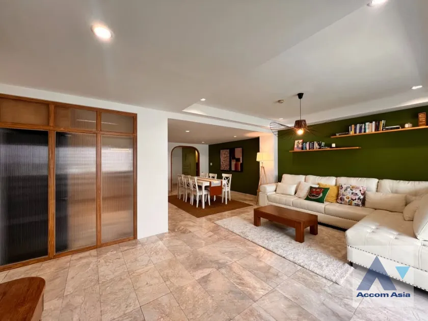  1  3 br Condominium For Rent in Sukhumvit ,Bangkok BTS Asok - MRT Sukhumvit at Ruamjai Heights AA45989