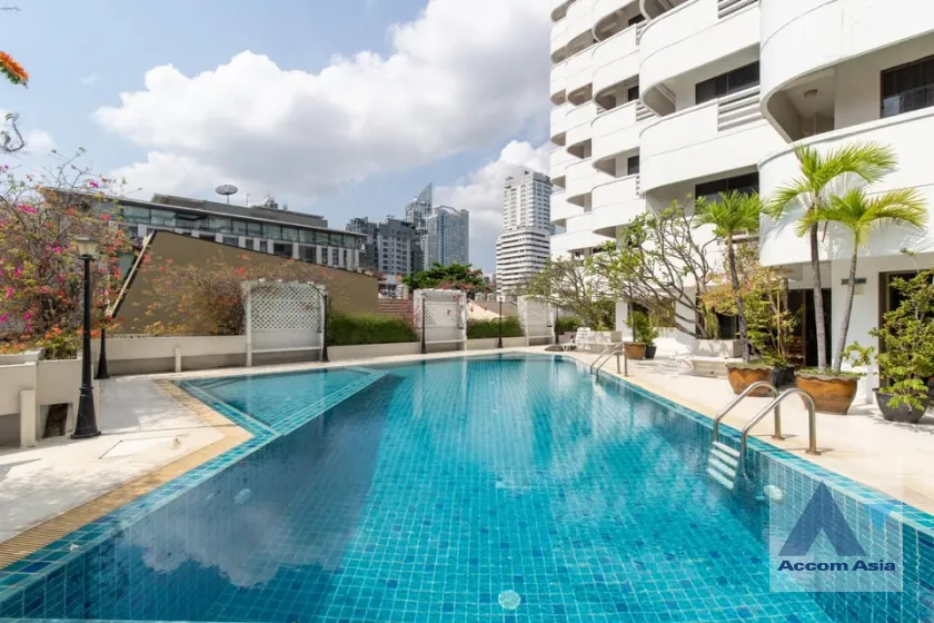 15  3 br Condominium For Rent in Sukhumvit ,Bangkok BTS Asok - MRT Sukhumvit at Ruamjai Heights AA45989