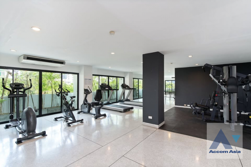 15  3 br Condominium for rent and sale in Sukhumvit ,Bangkok BTS Asok - MRT Sukhumvit at Ruamjai Heights AA45989