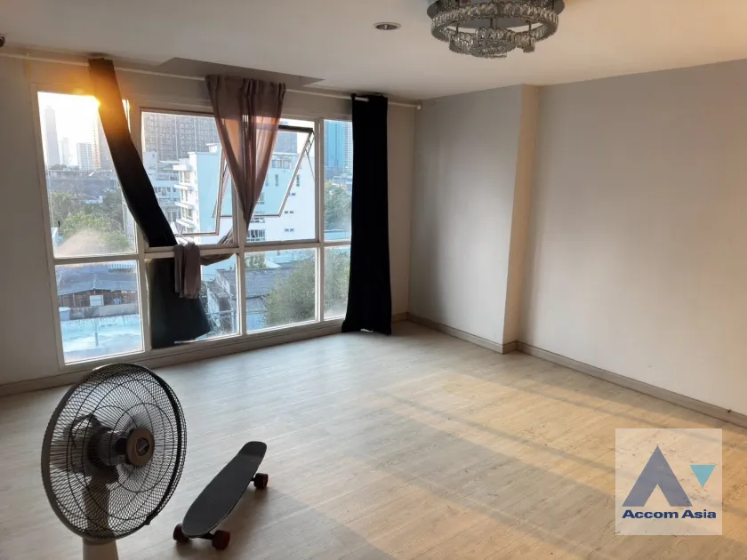 7  3 br Condominium for rent and sale in Sukhumvit ,Bangkok BTS Ekkamai at Le Cosi AA45992