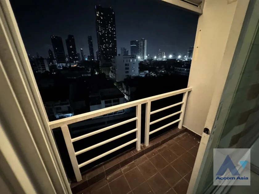 17  3 br Condominium for rent and sale in Sukhumvit ,Bangkok BTS Ekkamai at Le Cosi AA45992