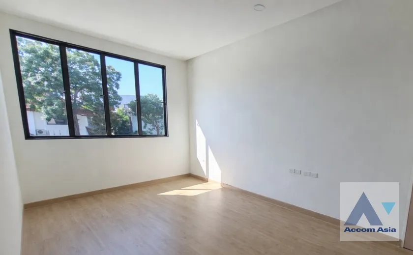 5  5 br House For Rent in Ratchadaphisek ,Bangkok BTS Phahon Yothin 24 AA45993