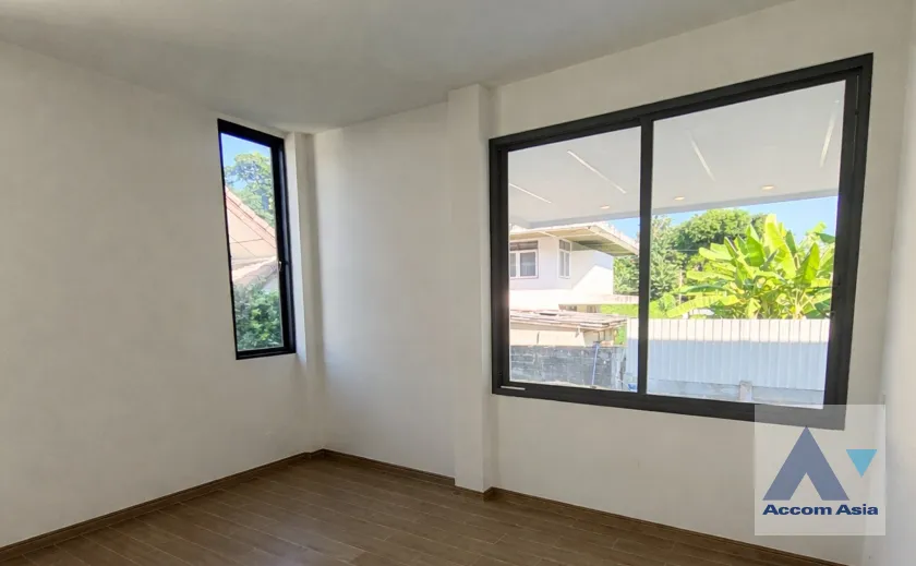 9  5 br House For Rent in Ratchadaphisek ,Bangkok BTS Phahon Yothin 24 AA45993