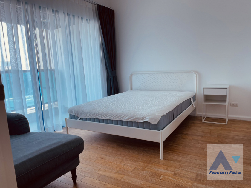 18  2 br Condominium For Rent in Ploenchit ,Bangkok BTS Chitlom at Royal Maneeya Executive Residence AA45995