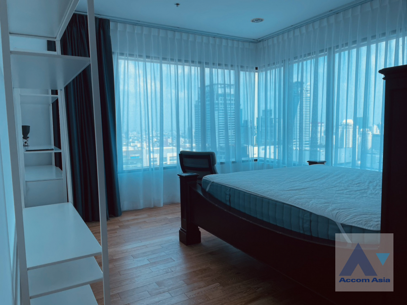 20  2 br Condominium For Rent in Ploenchit ,Bangkok BTS Chitlom at Royal Maneeya Executive Residence AA45995