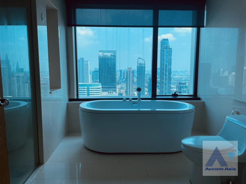15  2 br Condominium For Rent in Ploenchit ,Bangkok BTS Chitlom at Royal Maneeya Executive Residence AA45995