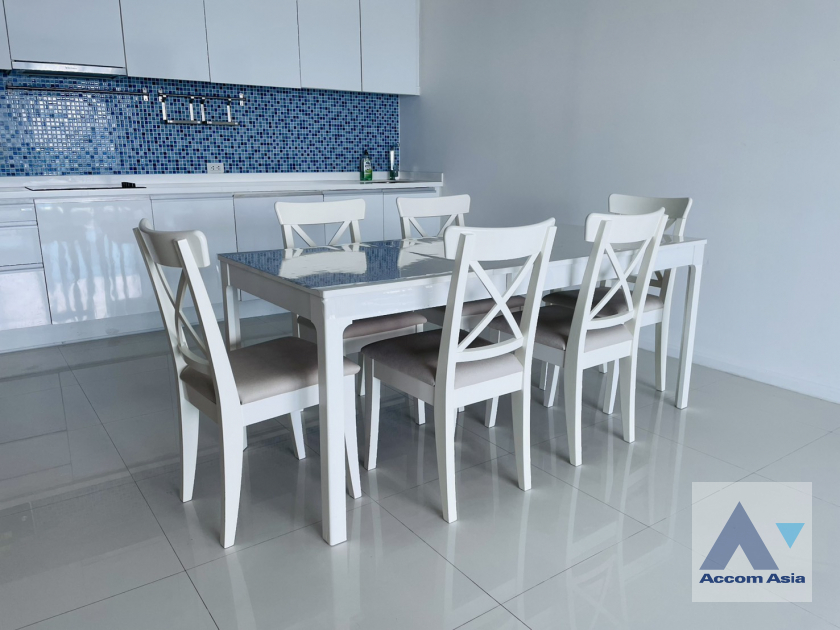 8  2 br Condominium For Rent in Ploenchit ,Bangkok BTS Chitlom at Royal Maneeya Executive Residence AA45995