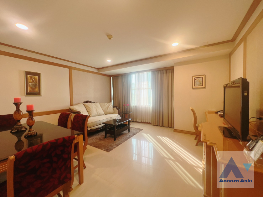  2  1 br Apartment For Rent in Sukhumvit ,Bangkok BTS Phrom Phong at Classic Style - High Standard Apartment in a Prime Location AA45997