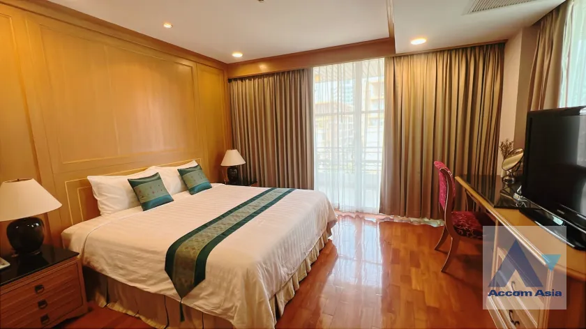 4  1 br Apartment For Rent in Sukhumvit ,Bangkok BTS Phrom Phong at Classic Style - High Standard Apartment in a Prime Location AA45997