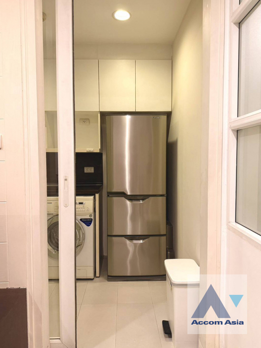 7  2 br Condominium for rent and sale in Charoen Nakhon ,Bangkok BTS Krung Thon Buri at The Bangkok Sathorn Taksin AA46001