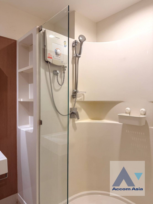 16  2 br Condominium for rent and sale in Charoen Nakhon ,Bangkok BTS Krung Thon Buri at The Bangkok Sathorn Taksin AA46001